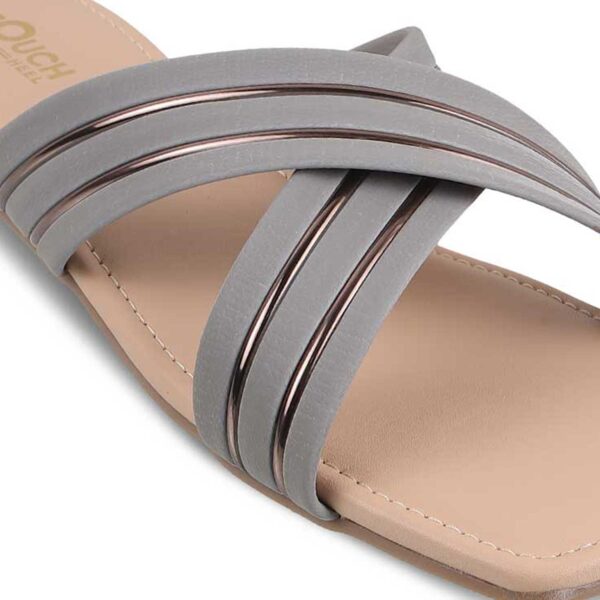 flat sandals for ladies
