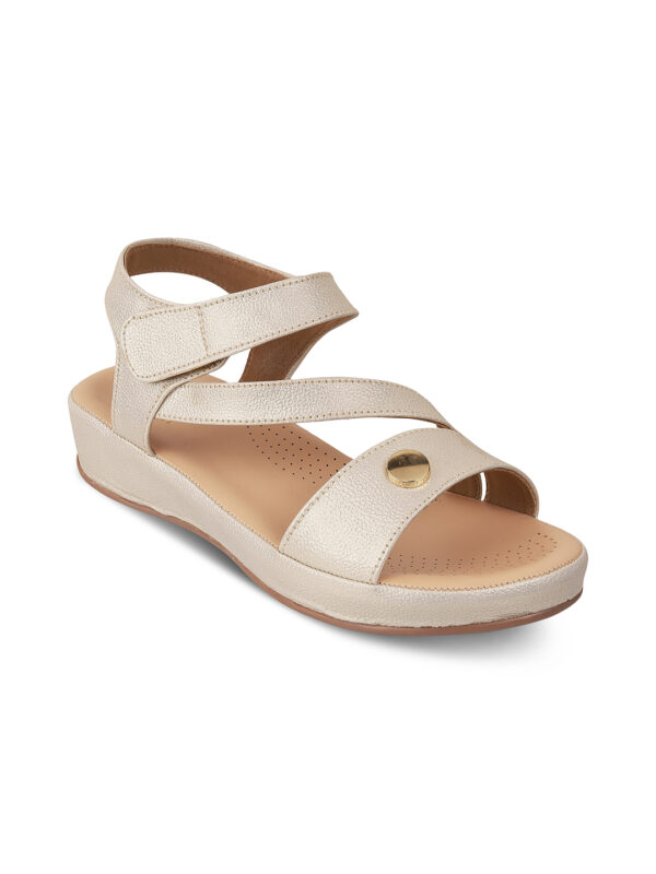 Glamorous Gold Sandals for Everyday Wear - Image 4