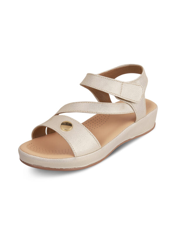 Glamorous Gold Sandals for Everyday Wear - Image 8